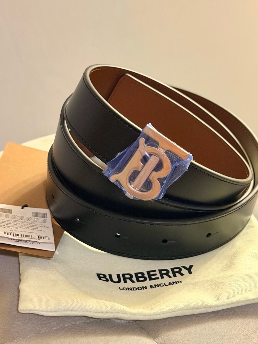 Burberry Leather Reversible TB Belt in Black/Tan/Gold